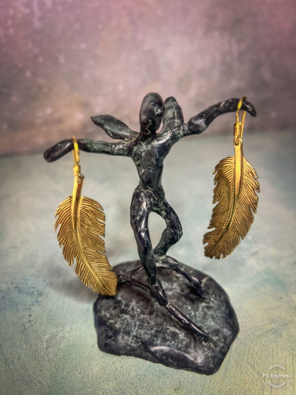 LIGHT AS A RAVENS FEATHER EARRINGS - Image 2